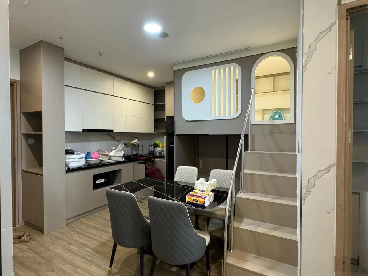 Chính chủ bán Căn hộ 1PN+1 giá 2,45 tỷ VND tại The Pavilion - Vinhomes Ocean Park