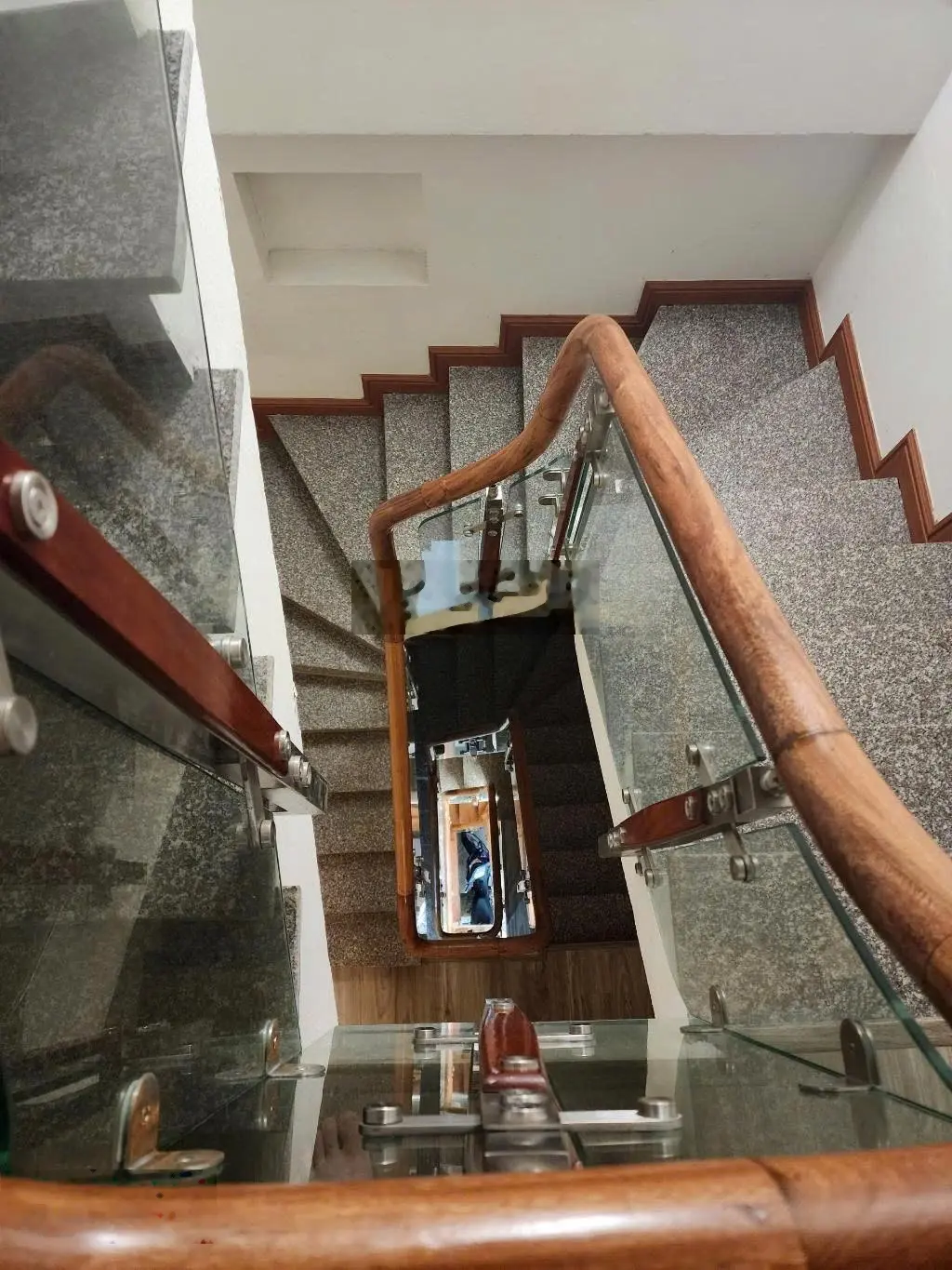 Mặt phố phú mỹ view hồ 6 tầng ô tô ngủ trong nhà kinh doanh cực đỉnh 12.7 tỷ(đtl1215156