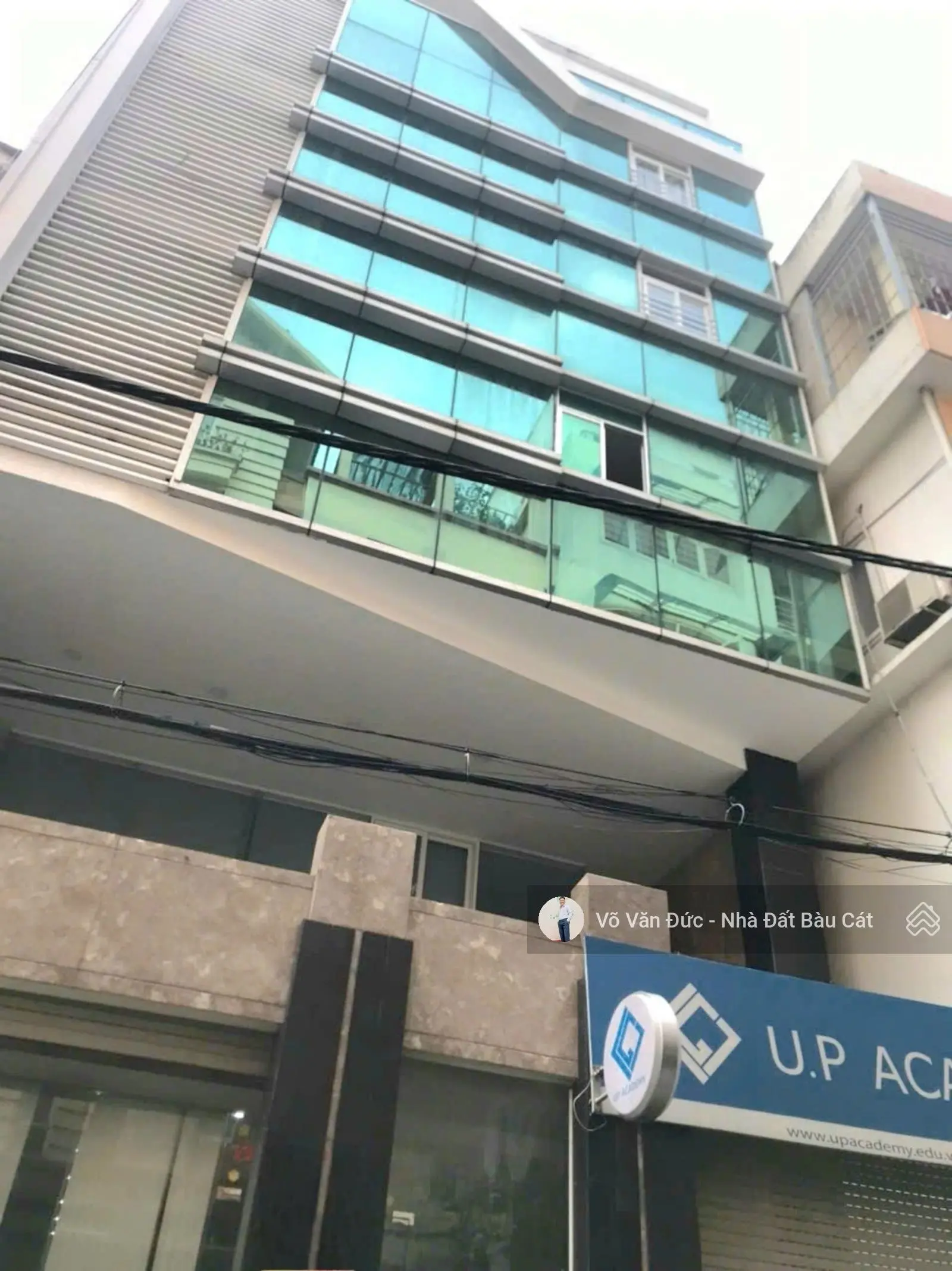Bán tòa nhà VP kết hợp 24 CHDV cao cấp đường Nguyễn Thái Bình-K300, Tân Bình DT 9.5x18m 1 hầm 6 lầu