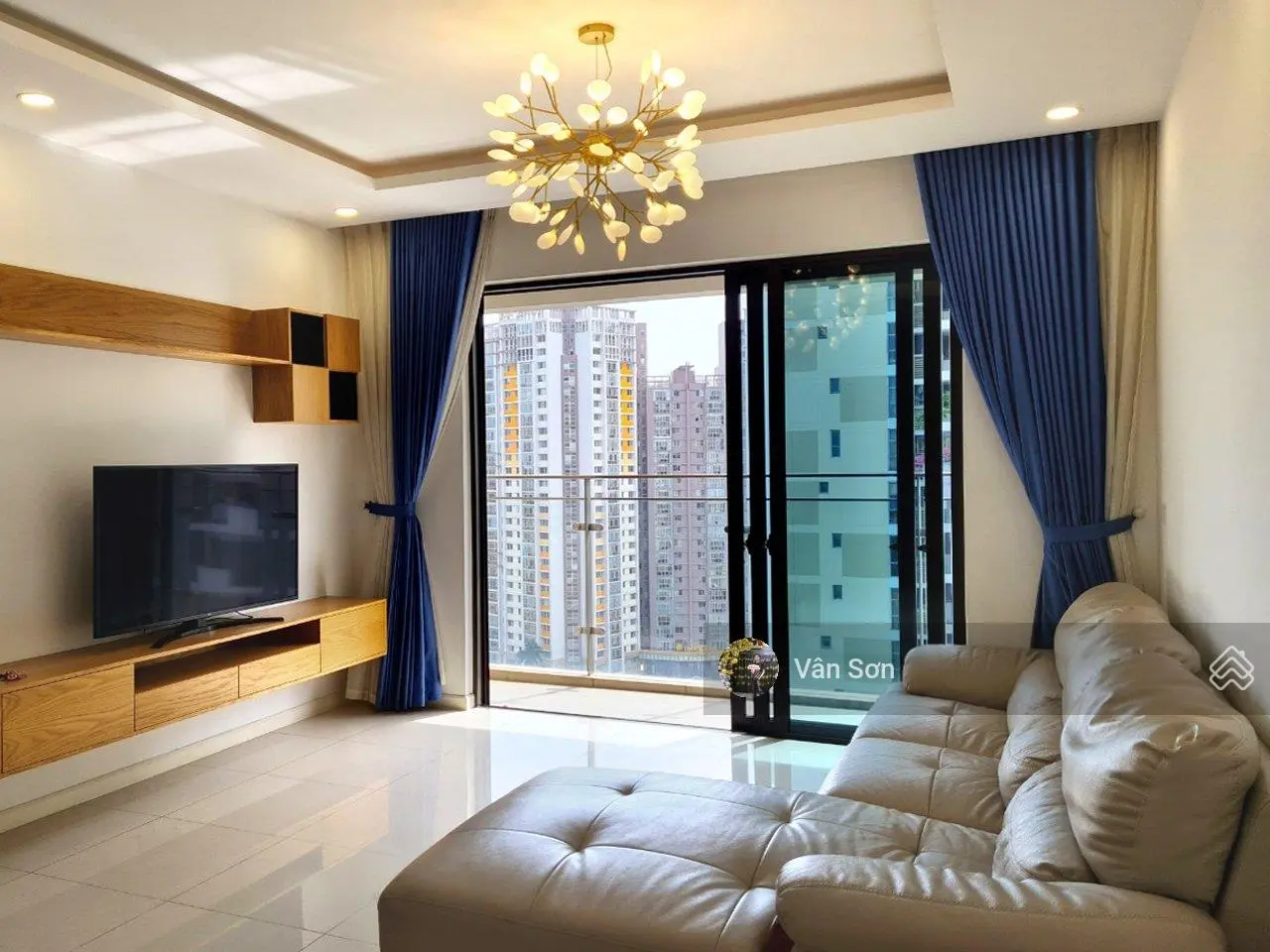 Bán nhanh căn góc 104m2 2PN tầng cao, view đông nam cực thoáng, giá cực tốt chỉ 9,7 tỷ all in