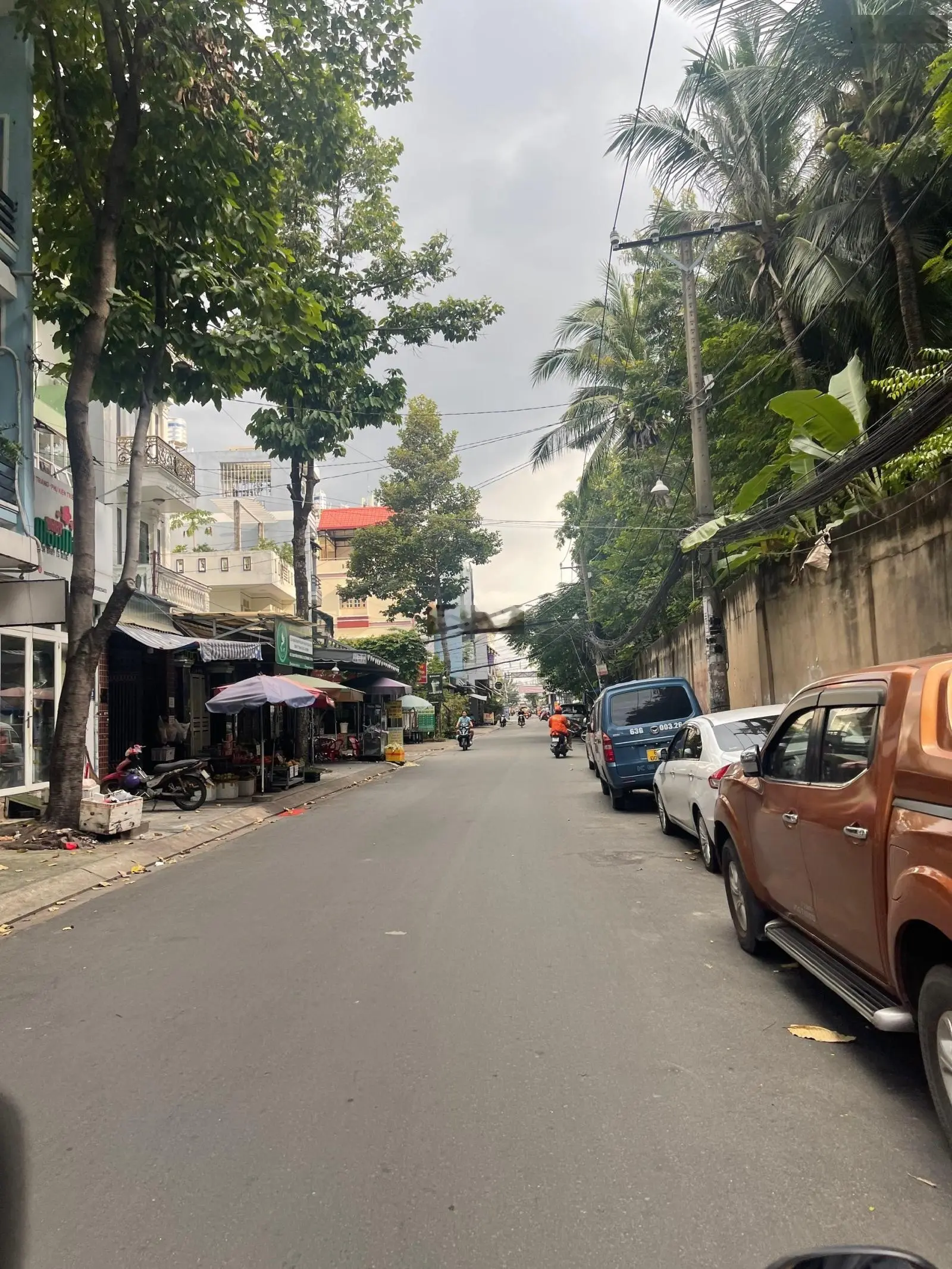 Nhà 142m2 ngang 8mx18m, 2 mặt hẻm xe hơi trước sau thông Phan Huy Ích, P15 12,6tỷ còn thương lượng
