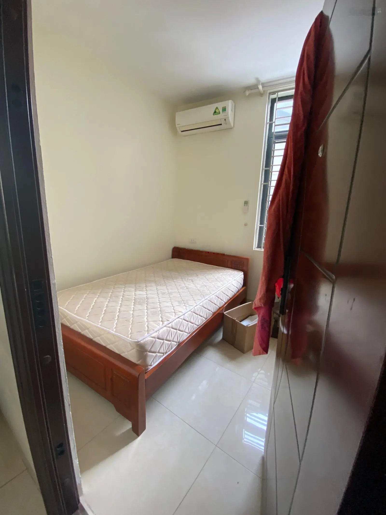 Bán nhà ngõ 9 Đặng Thai Mai, Tây Hồ: 74m2 x 5 tầng, mặt tiền 6m