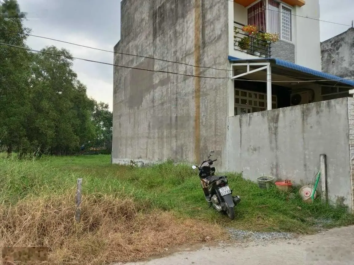 Cần bán gấp lô đất thổ cư ngay tại trung tâm thị trấn Đức Hòa