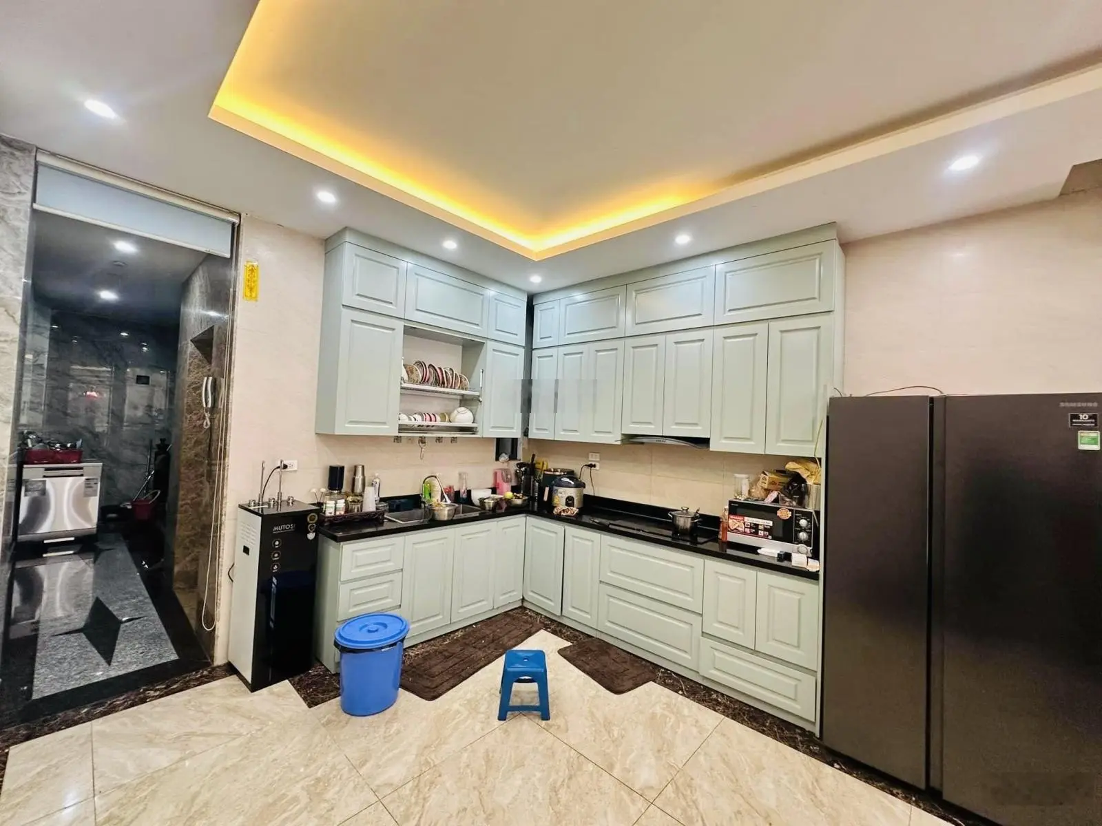 Bán nhà Đường Tôn Đức Thắng 20m Ra Ô Tô Tránh Ngõ Thông 55m2 5 Tầng 1 Tum Thang Máy