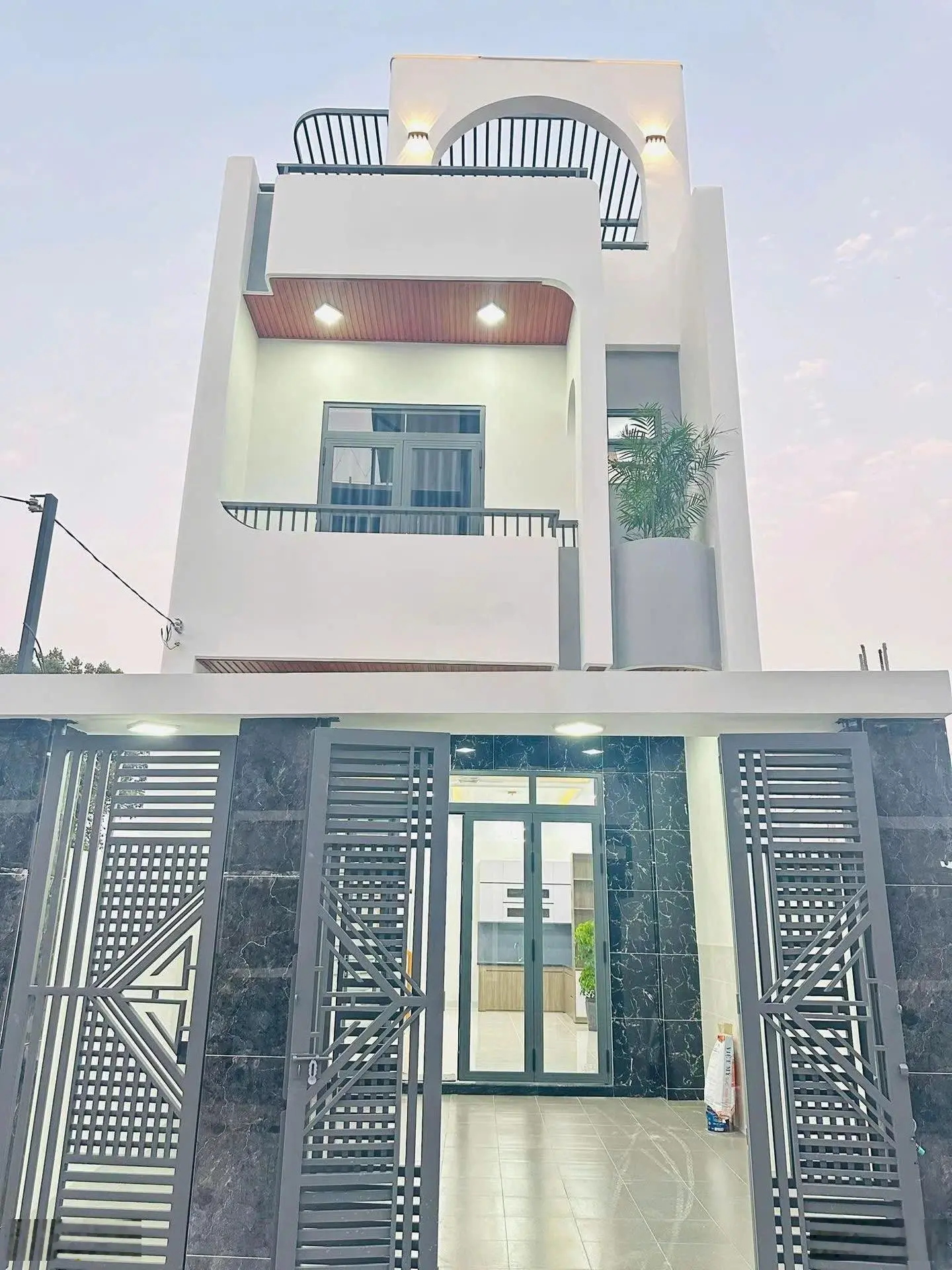 Bán nhà riêng đẹp, 4PN, 4WC, 86m2, 4,25 tỷ tại Hoàng Minh Chánh, Hóa An, Biên Hòa