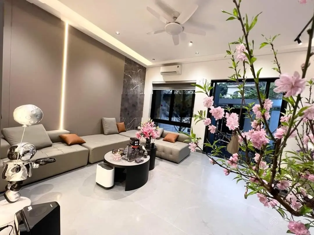 Tái Định Cư Tu Hoàng - Nhổn Vỉa Hè, Thang Máy Kinh Doanh, Văn Phòng, 46m 7tầng 9tỉ Nhỉnh