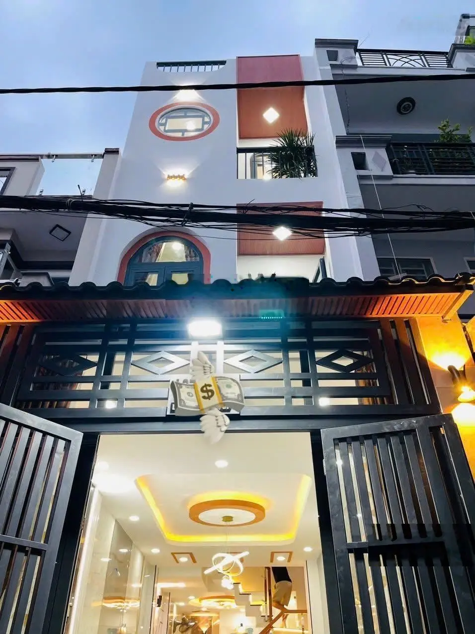 Bán nhà 3 tầng 4PN 4WC, 68m2 chỉ 2tỷ350 Nguyễn Tri Phương, P5, Q10. Gần ĐH Y Dược TPHCM. Sẵn sổ.