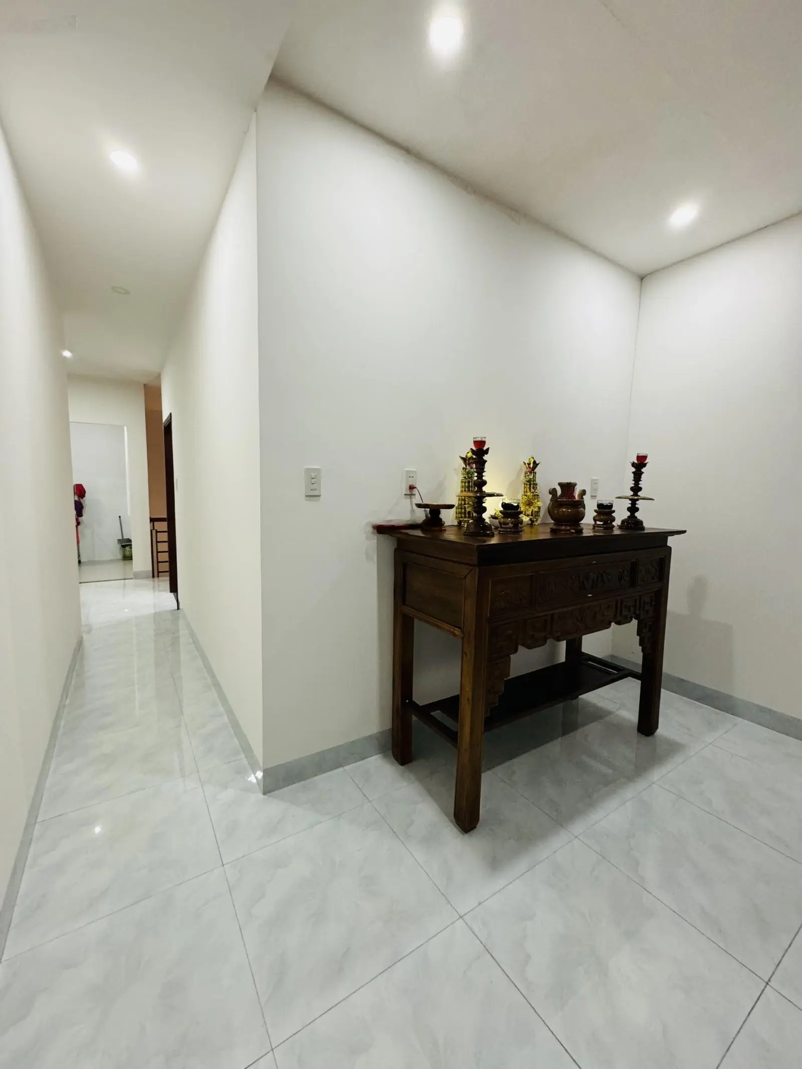 Bán nhà 3 tầng KĐT VCN Phước Long 60m2 ngang 6m đang có dòng tiền cho thuê. Giá bán 5,5 tỷ