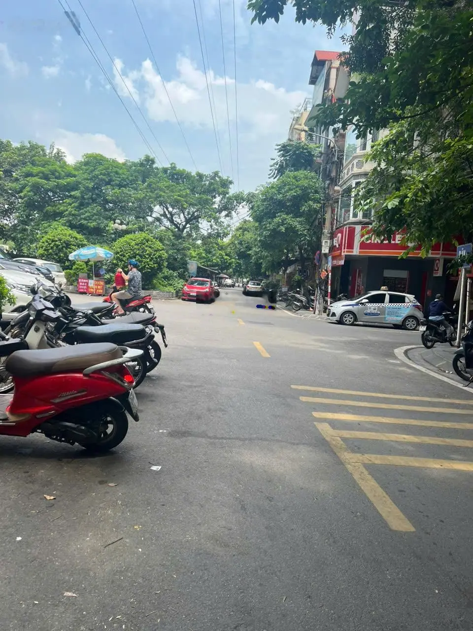 Bán nhà trục chính khu đô thị Đầm Trấu DT 55m2x6T mặt tiền 4.6m, 3 làn ô tô tránh