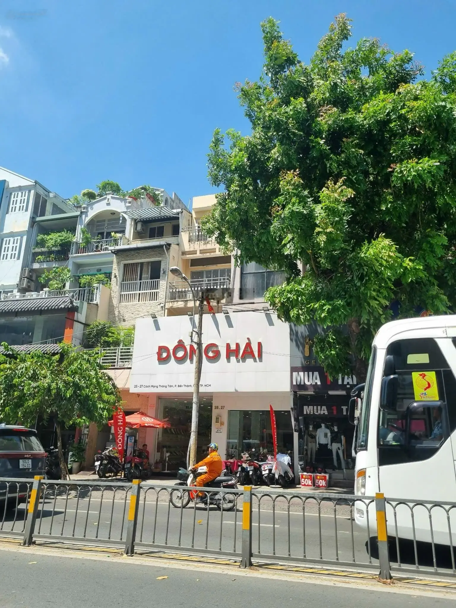 Nhà MT 25 - 27 Cách Mạng Tháng 8, Q1. DT 7x17m 3 lầu. (Đã bỏ quy hoạch vòng xoay ngã 6). Giá 75 tỷ