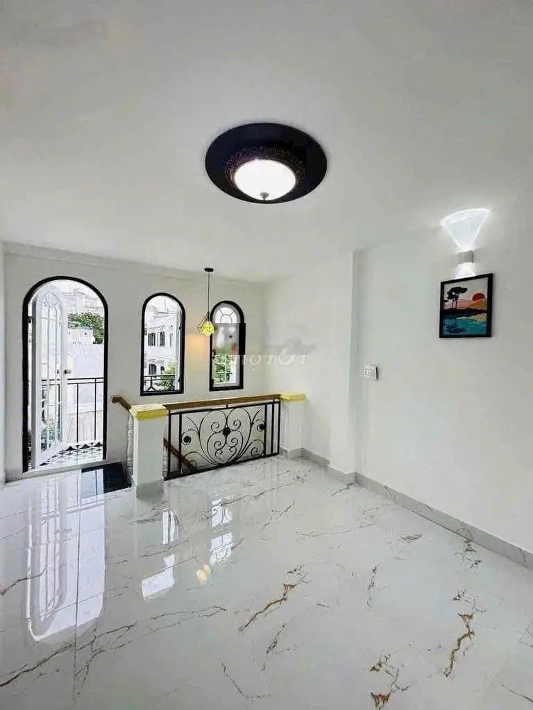 Giảm Sốc! Nhà đẹp Vĩnh Hội Q4/ 50m2/ sổ sẵn/ thu nhập 16tr/th - cơ hội đầu tư vàng