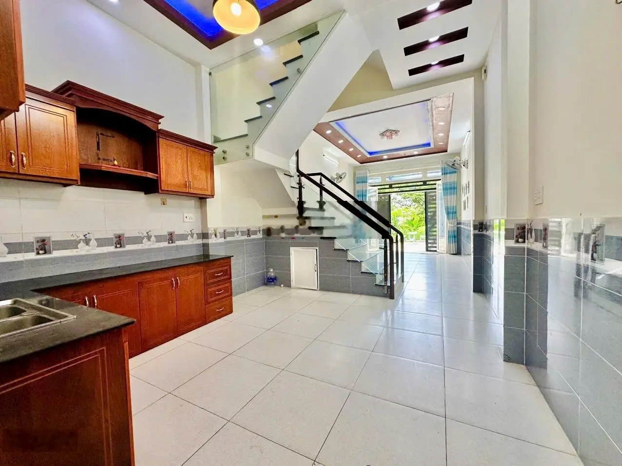 Bán nhà đất 495,4m2 thổ cư 204m2 + nhà trệt lầu kiên cố mặt tiền Thạnh Xuân, Quận 12