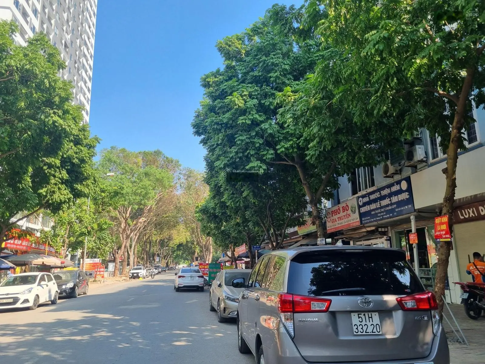 Phân lô khu đô thị Pháp Vân, Hoàng Mai, tiện ích an sinh không thiếu gì, ô tô quanh nhà