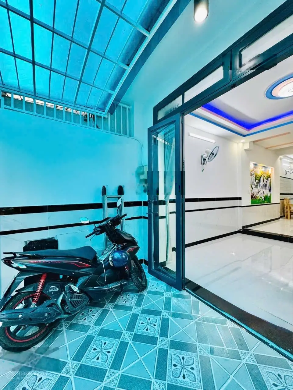 GIÁ CHỐT 2Tỷ250triệu Nhà Thủ Đức 60m2, nằm giữa Giga Mall và Vạn Phúc City