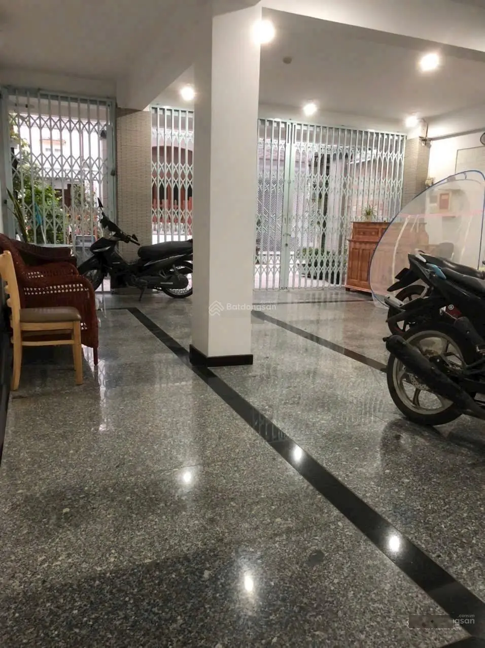 Toà nhà 7 hẻm ô tô Trần Quang Khải,giảm 500 gồm 14 căn hộ dtich 113m ngang 6,7m gia 15,5 tỷ