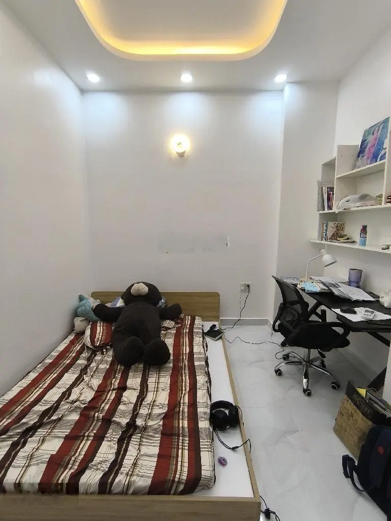 Siêu phẩm bình thạnh - 3 tầng btct lung linh, 4pn khép kín, 4wc - tặng hết nội thất - 2 mặt hẻm trư