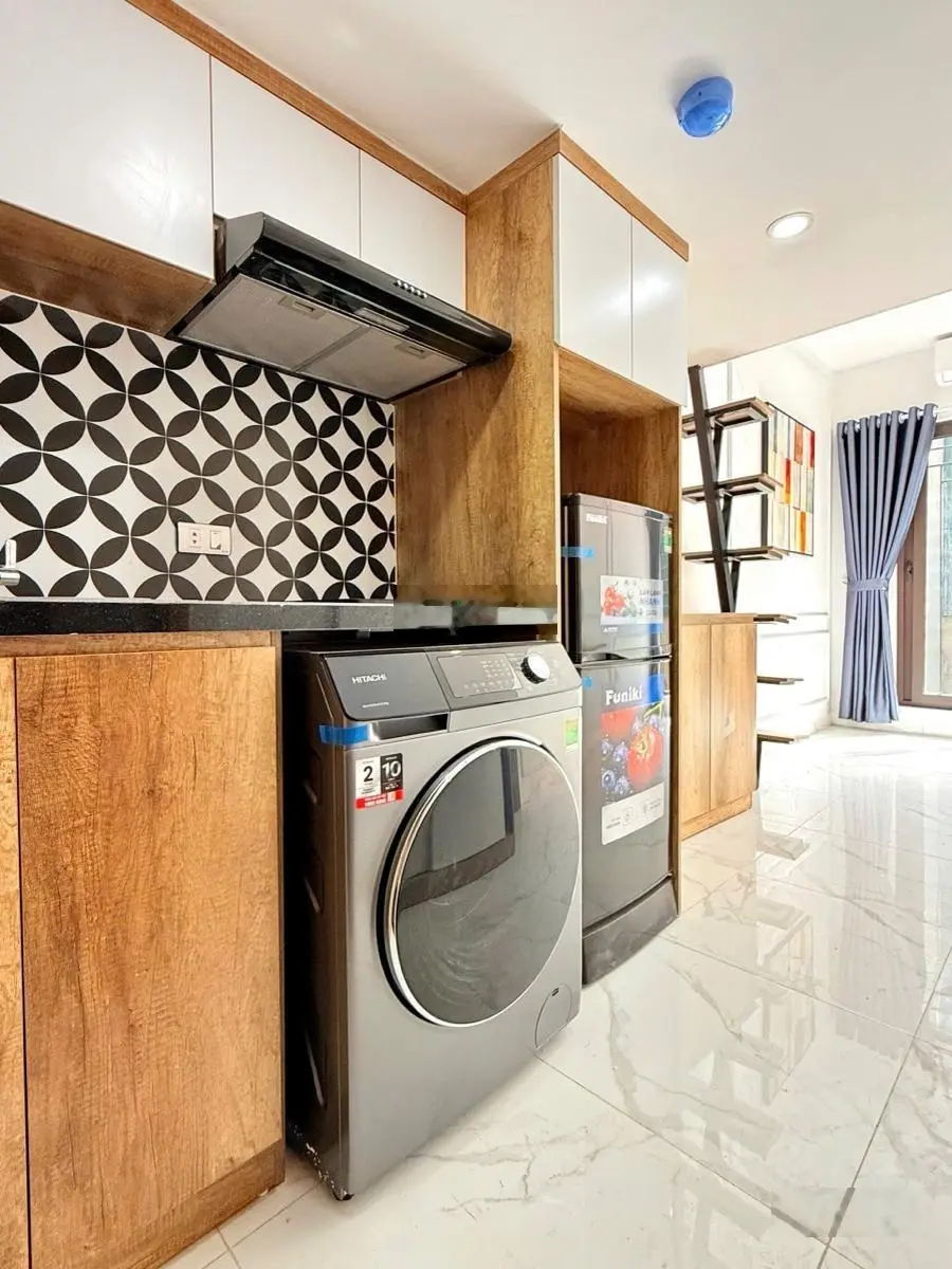Bán Nhà dòng tiền Xã Đàn, 8 tầng x 18 phòng CCMN, doanh thu 1.1tỷ/năm, 2 thoáng, PCCC chuẩn