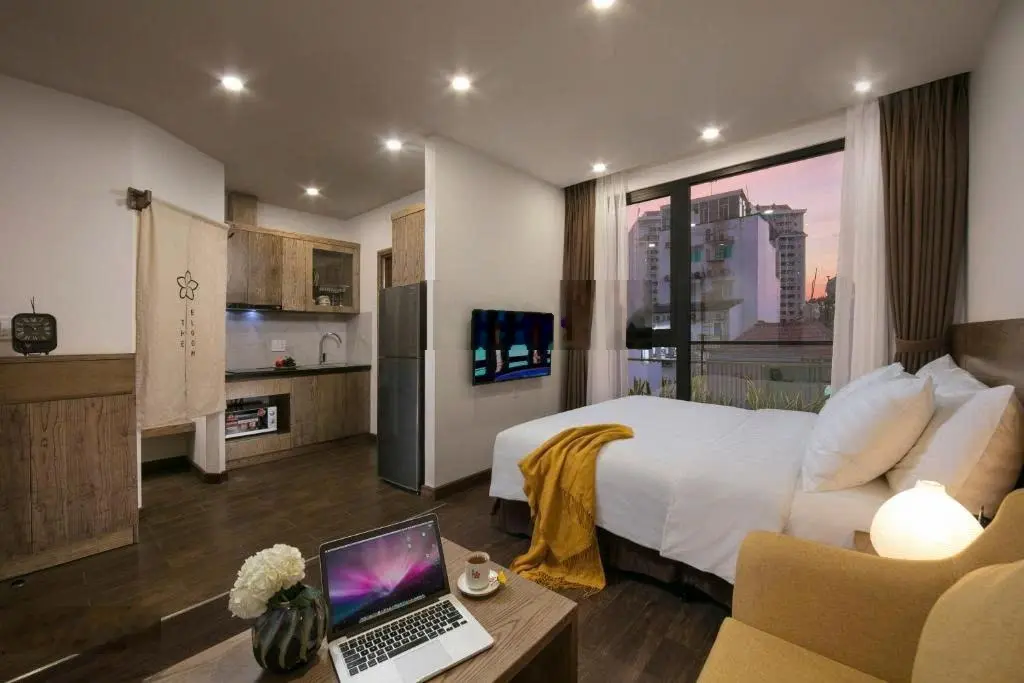 Bán siêu Tòa CHDV Phạm Viết Chánh, Bình Thạnh, 10x30m, Hầm + 7 Tầng - HĐT: 19000$/th, giá 85 tỷ