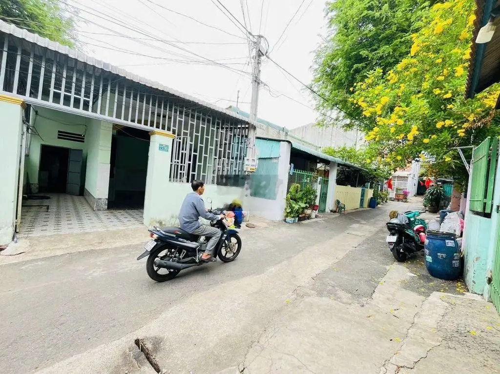 Nhà cấp 4 Phường Bình An, Sát QL 1k