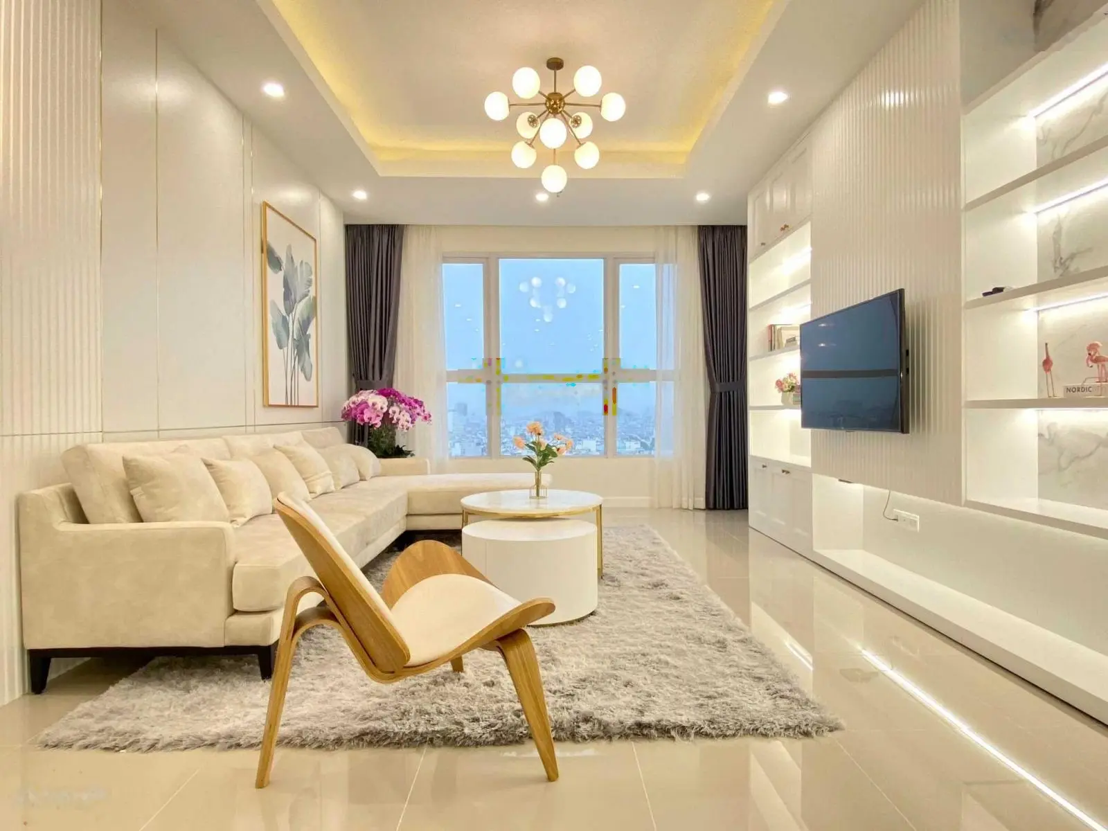 Chính chủ bán gấp căn hộ Central Garden Q.1.DT:73m2,2PN,2WC,full nt.Giá: 3 tỷ 4. LH :0961 663 ***