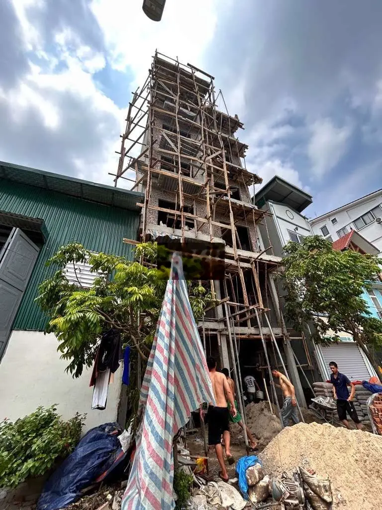 Bán nhà 6 tầng tại Bát Khối, Long Biên. Diện tích 52m2, giá 8,1 tỷ