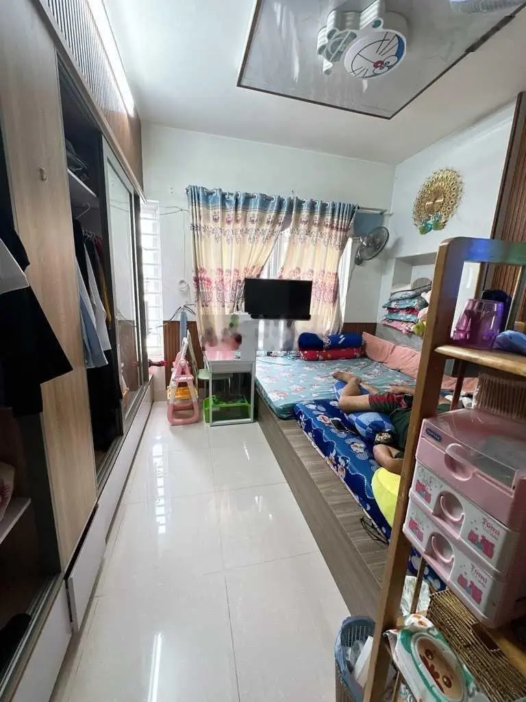 Nhà 2 mặt tiền Khu VIP sân bay Tân Sơn Nhất, 4 tầng, kinh doanh mọi ngành nghề