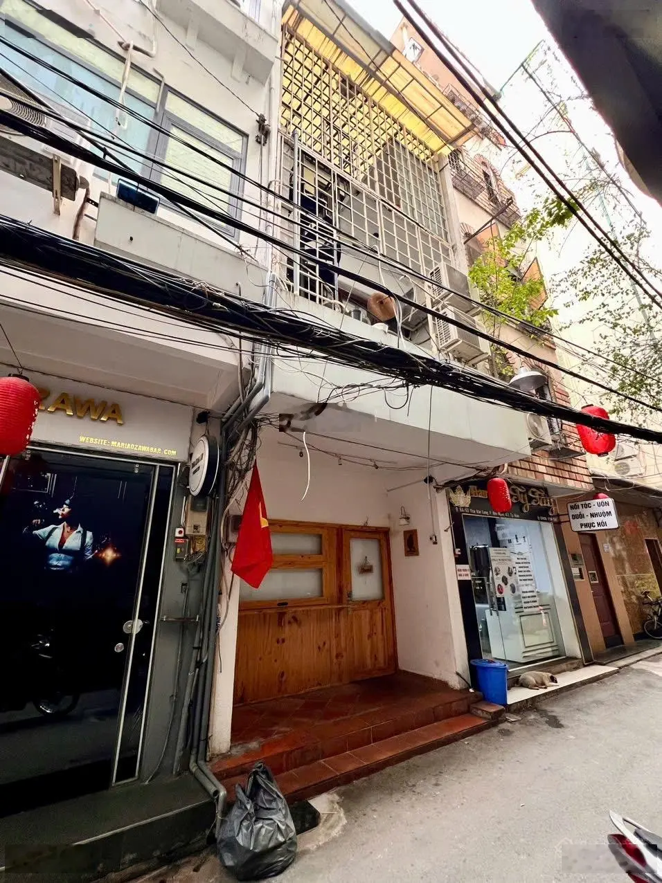 Hẻm VIP kinh doanh 150 Nguyễn Trãi, Bến Thành, KV đông khách du lịch, đang có HĐT KD bar nhẹ, 23 tỷ