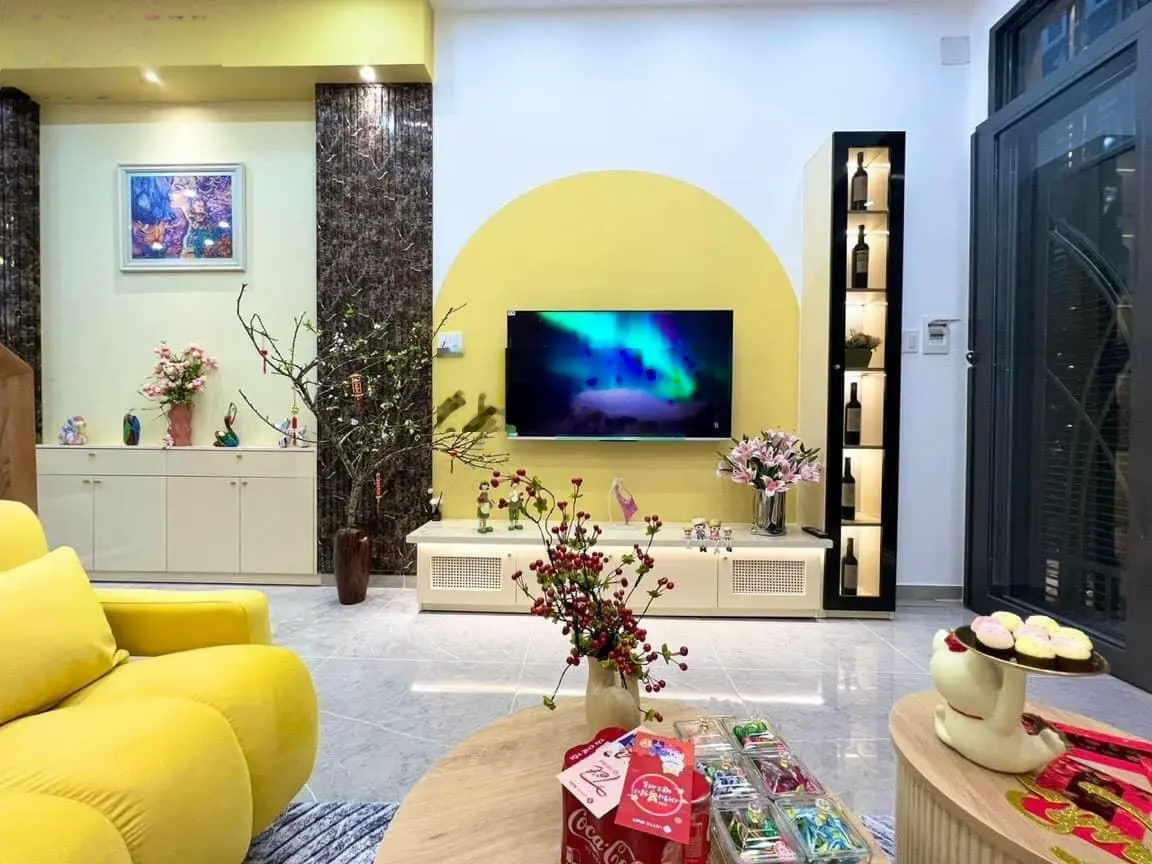 Rớt cọc cần sang tên gấp căn nhà gần MT đường Nguyễn Văn Quá, 85m2, sẵn sổ, sang tên công chứng