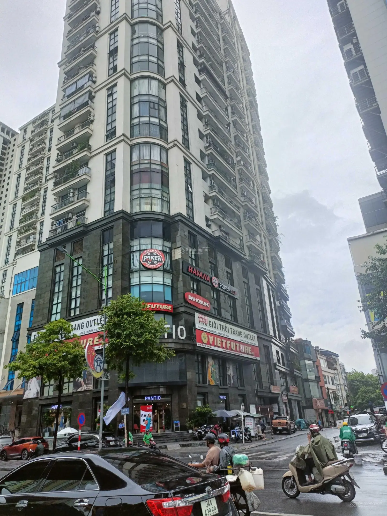 Mặt phố Trần Phú, Hà Đông, 58m2, 5 tầng, giá 13,3 tỷ , vỉa hè 5m Kinh doanh đỉnh cao