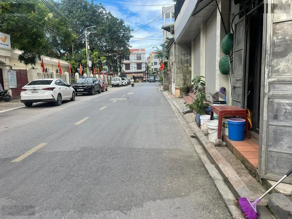 HÓT NHẤT THÁNG 6 - Ô TÔ ĐỖ CỬA - 455 HÀ HUY TẬP