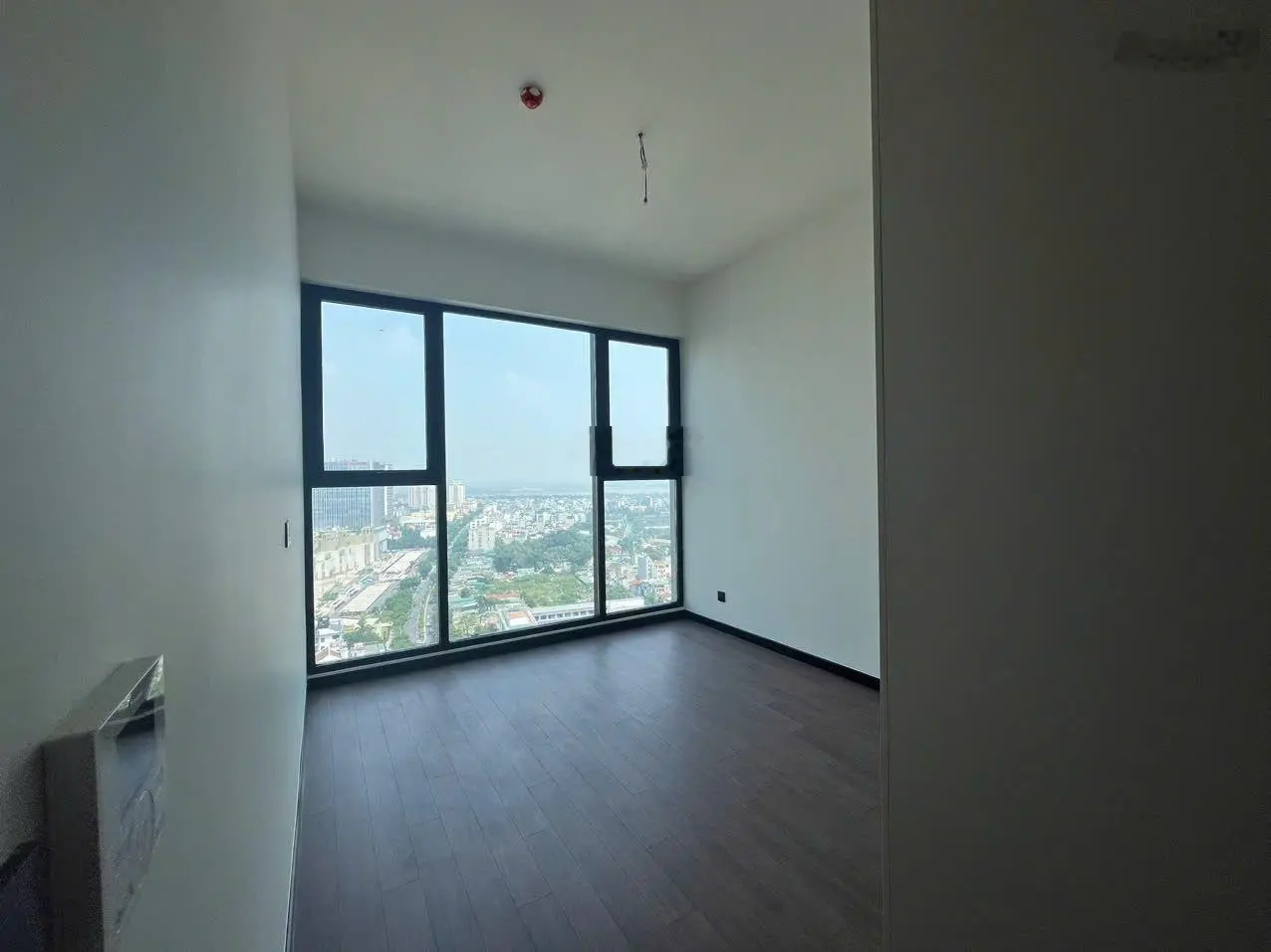 Bán căn hộ 2pn+ 92.9m2 - view lôttle & hồ tây, nội thất cao cấp - tiện ích đẳng cấp