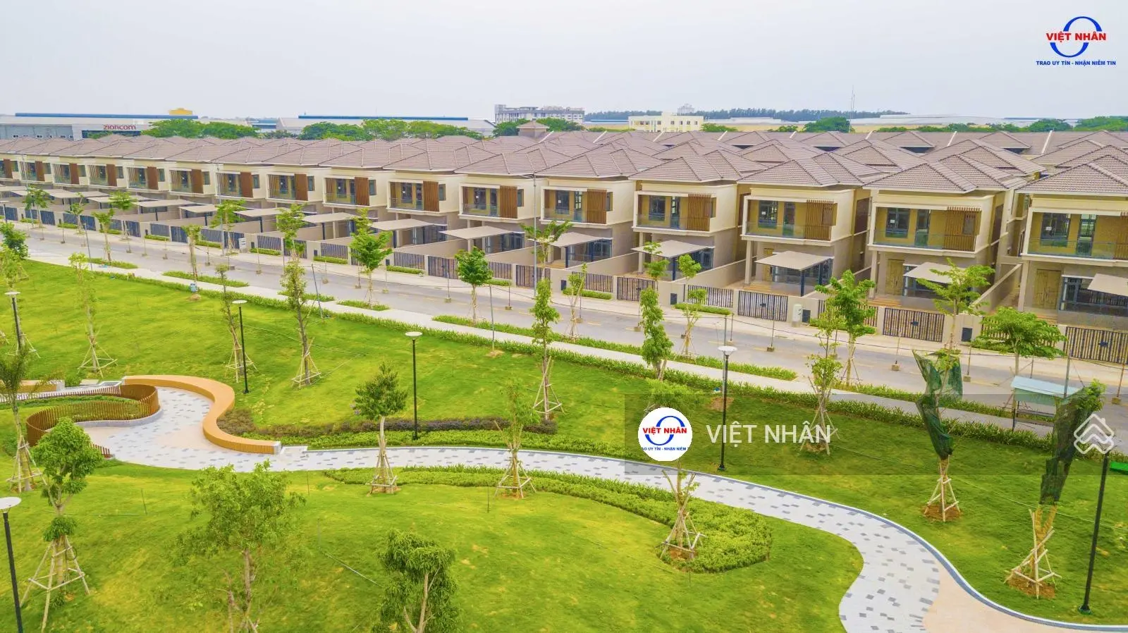 Vsip mở bán phân khu đẹp nhất - biệt thự 250m2, Shophouse 168m2 ngay thành phố mới Bình Dương