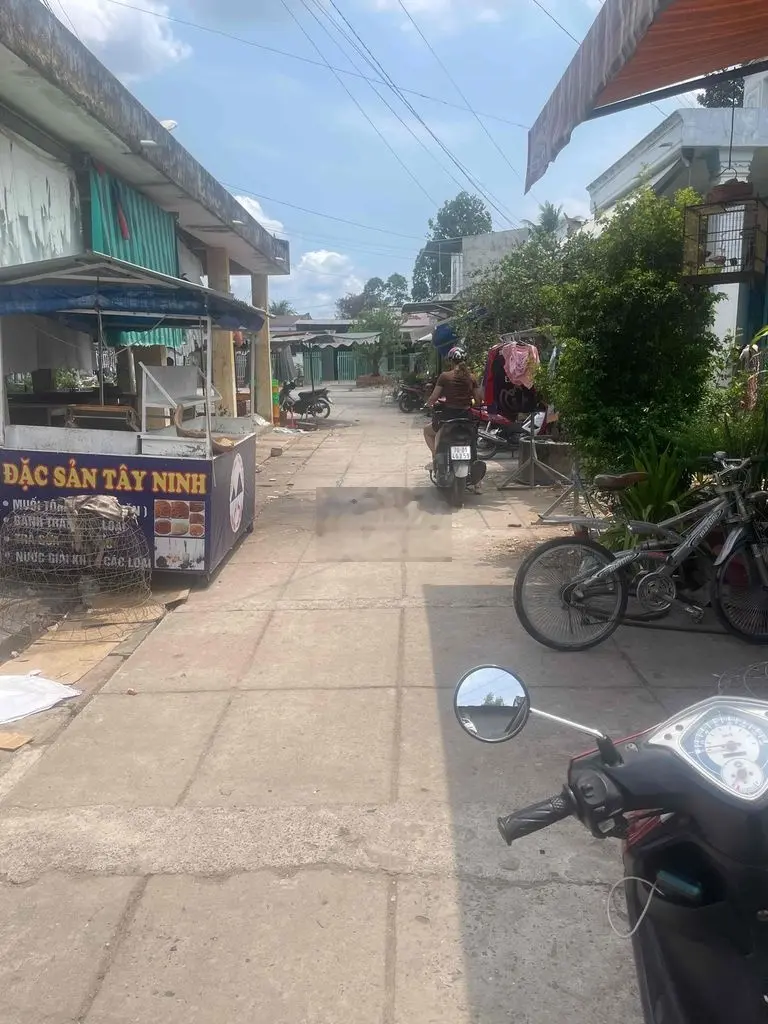 gấp cần tiền làm ăn giá nào củng bán