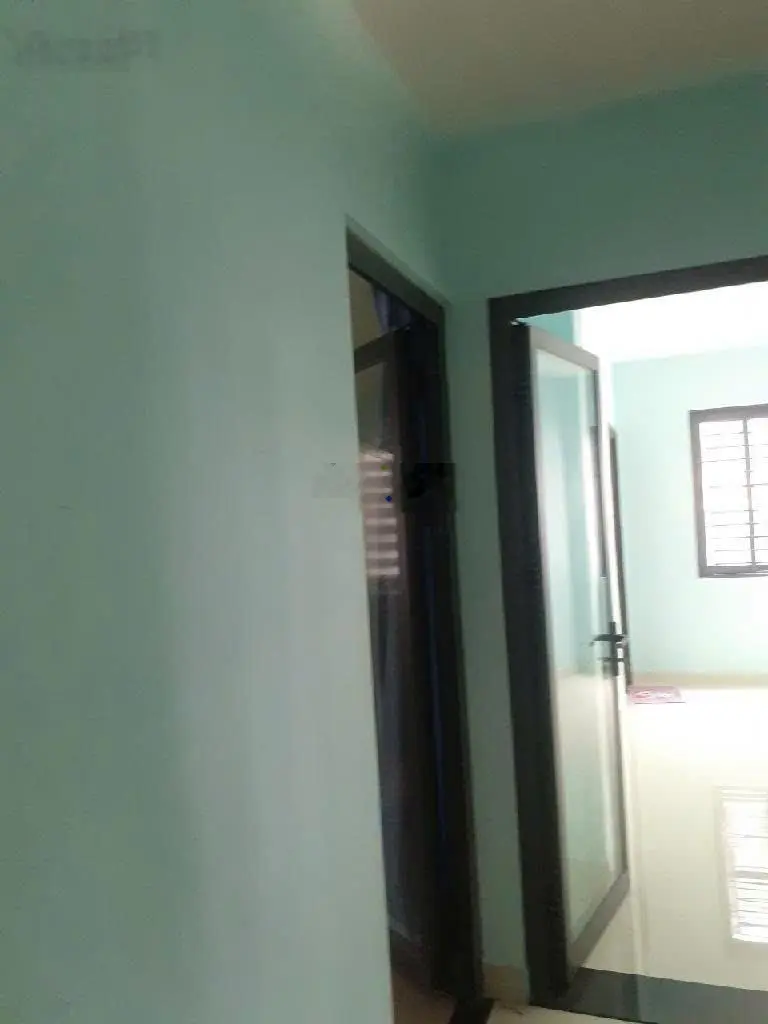 Nhà 4 tầng trên 52 m2 đất gần vòng xoay Điện Biên Phủ, giáp Q. 1
