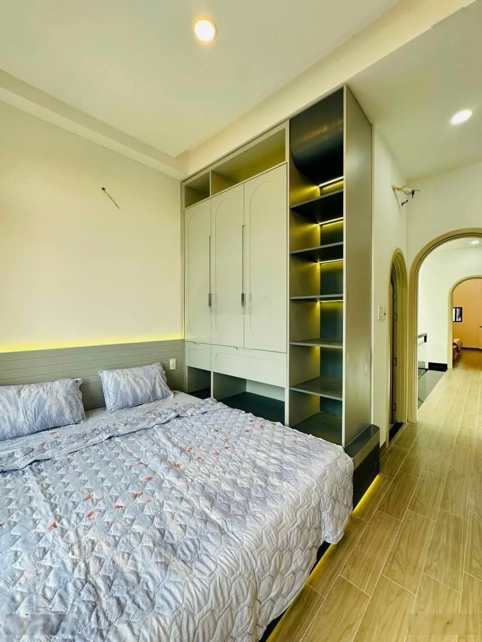 Bán lỗ bán gấp nhà hẻm xe hơi Tân Canh, Phường 1, Tân Bình. Giá chỉ 3,89 tỷ. 60m2. 0906 806 *** Ngân
