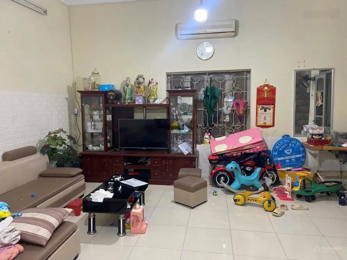 Bán nhà riêng tại Trần Đại Nghĩa, 10,6 tỷ, 93 m2, 3PN, 3WC, pháp lý đầy đủ, uy tín