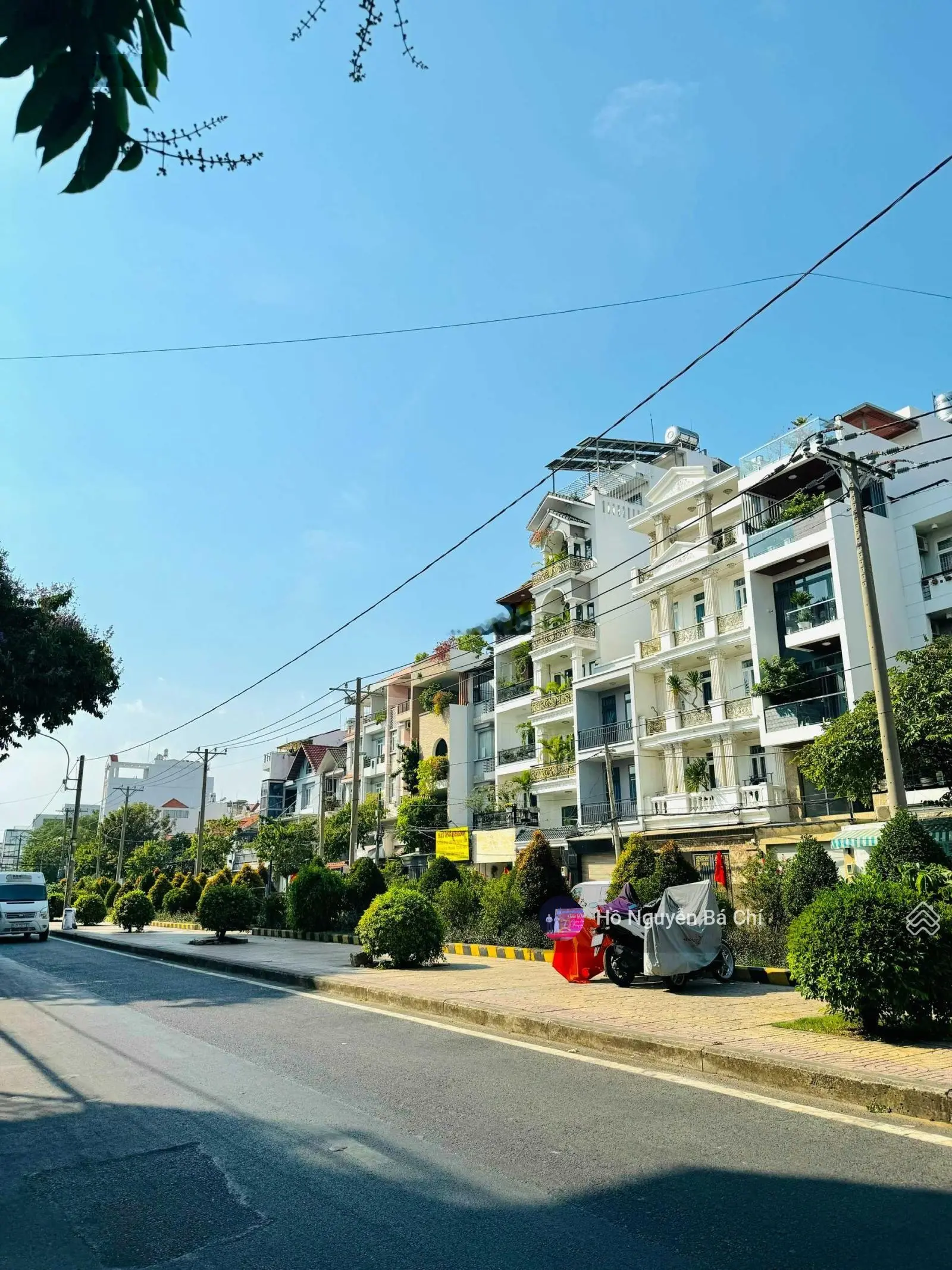 Ngay chợ Tân Hương 5x27m (cấp 4) giá 15 tỷ