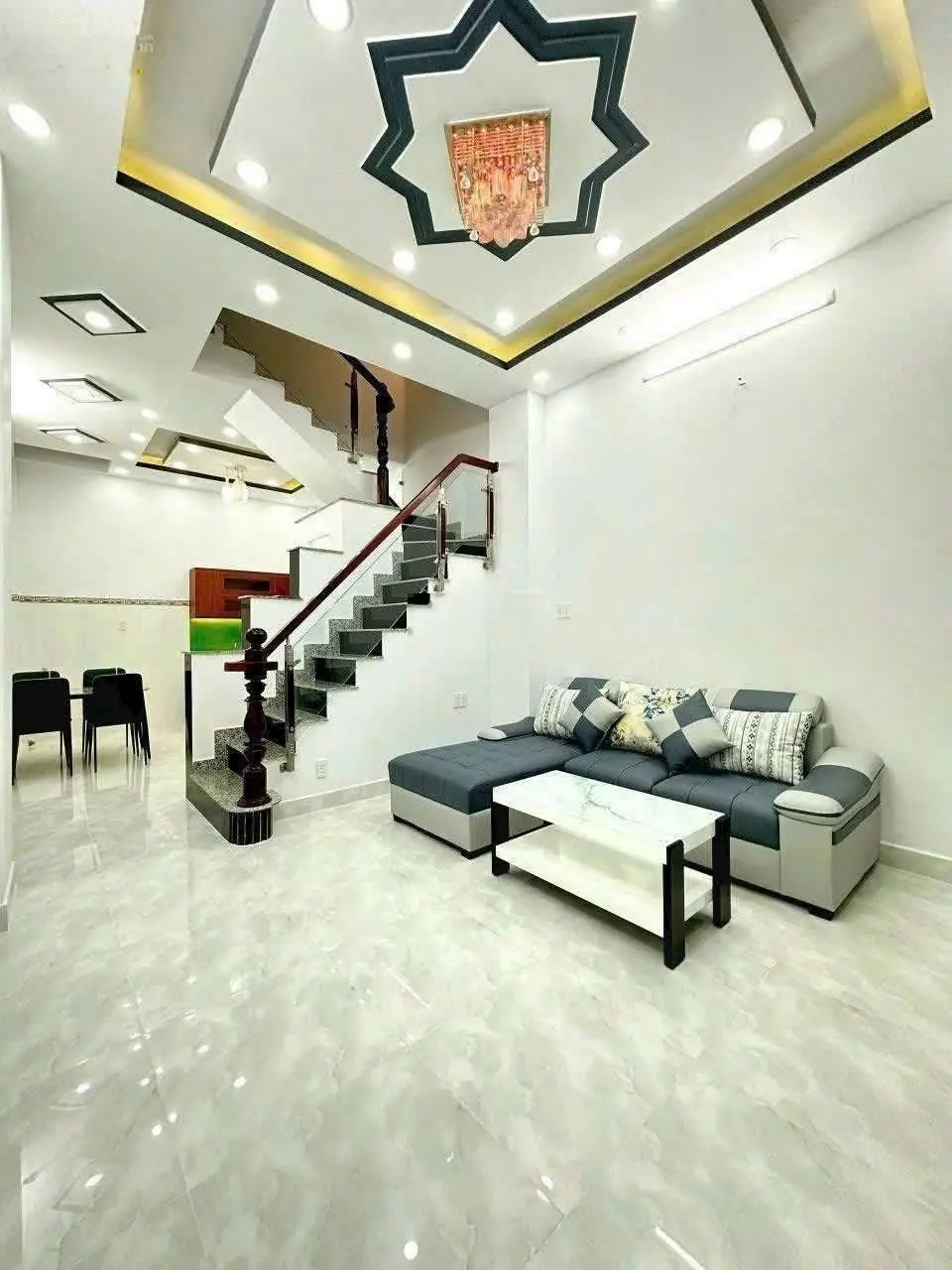 3 tang đẹp lung linh xe hơi thị trấn nhà bè gia 4 ty hon xiu