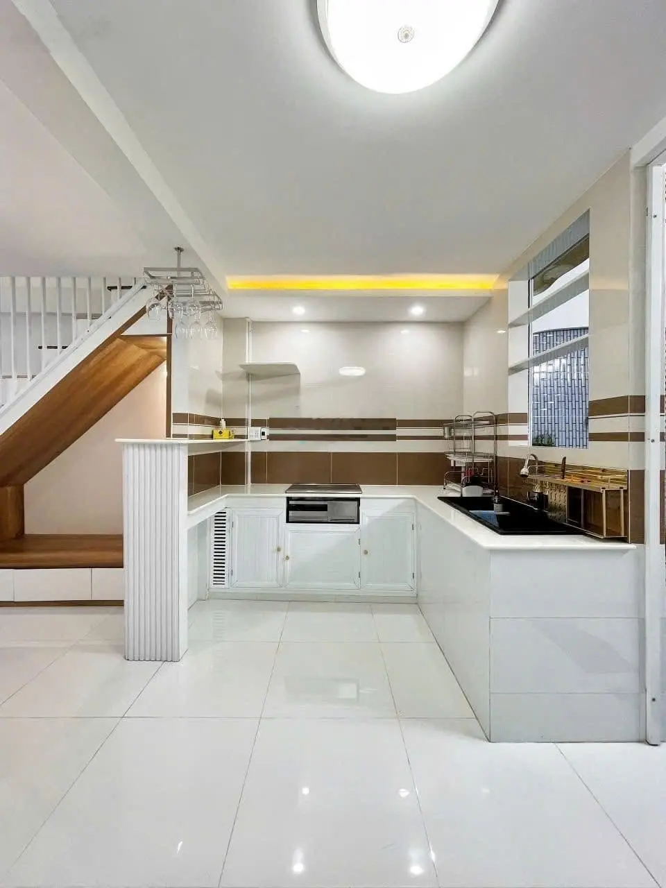 Bán Nhà riêng tại Đường 12, Bình Chánh, 1tỷ750 -70m2-3PN-1WC , VIEW ĐẸP, đang cho thuê 7tr/tháng.
