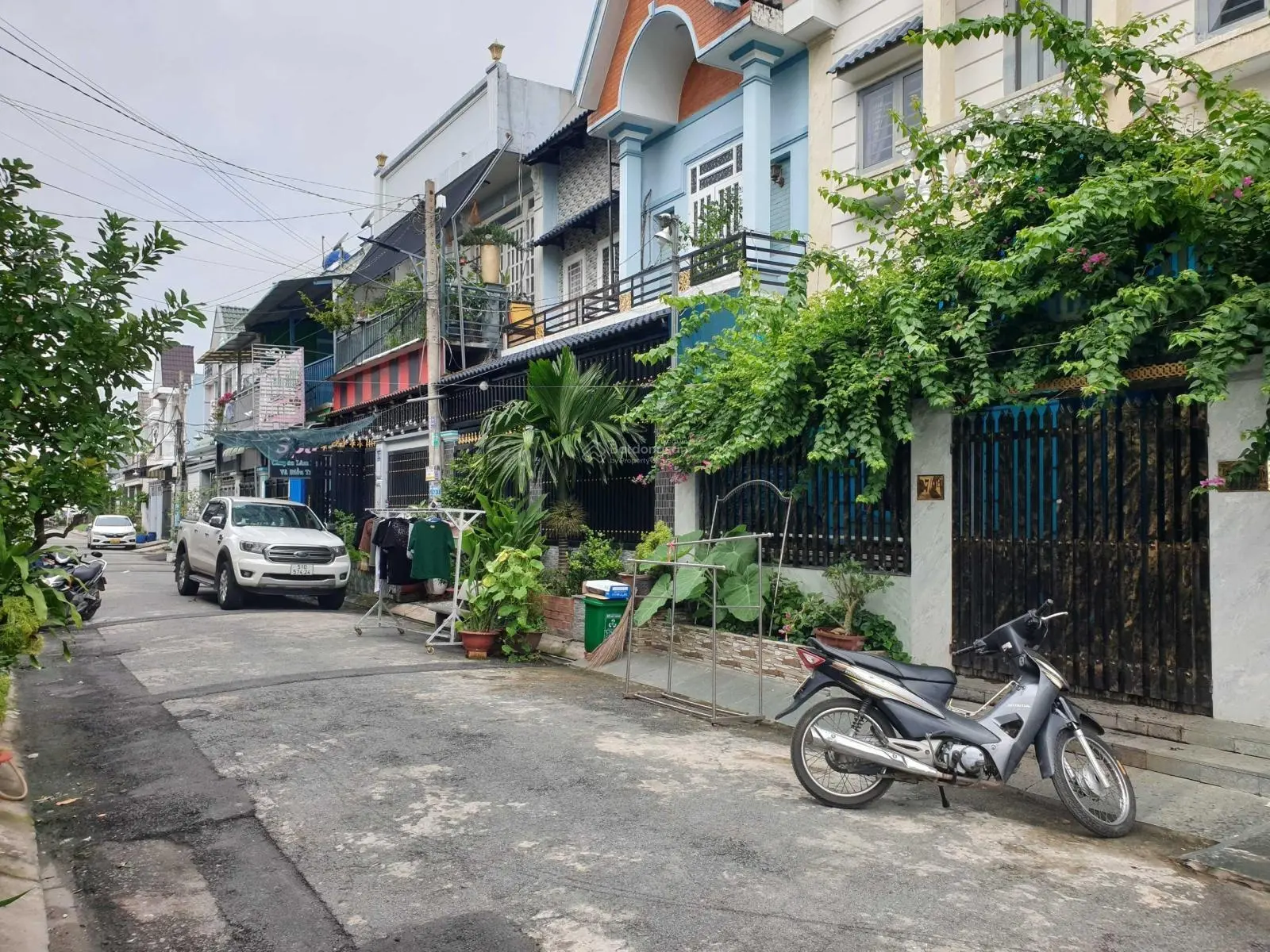 Bán nhà 1 lầu DTSD: 150m2, ngang 11m KDC liền kề gần Công Viên Sinh Thái Hóc Môn