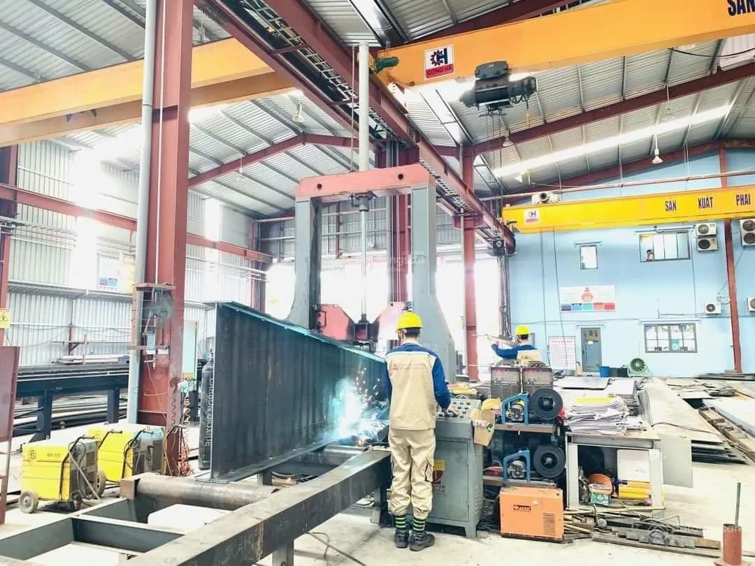 Chuyển nhượng 1ha đất có 5000m2 xưởng ở KCN Đại An, giá rẻ