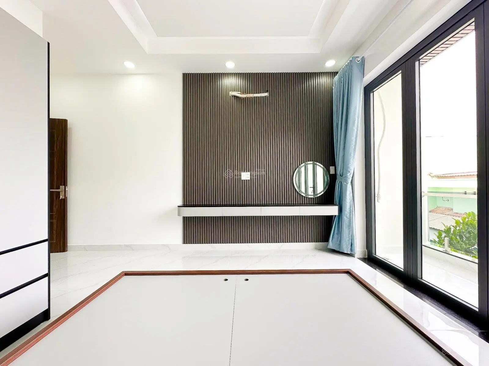 Bán nhà sổ riêng 82,67m2 hoàn công 3 tầng full nội thất Huỳnh Tấn Phát Quận 7