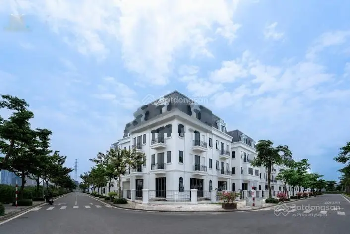 Bán lô biệt thự góc siêu vip hướng Đông Nam, đường rộng 21m, nhận bàn giao luôn