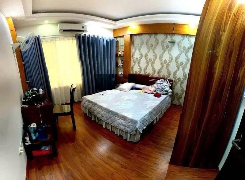 Bán nhà Trần Duy Hưng 45m2 x 5T ở sướng - kinh doanh sầm uất - ô tô đỗ cách 15m