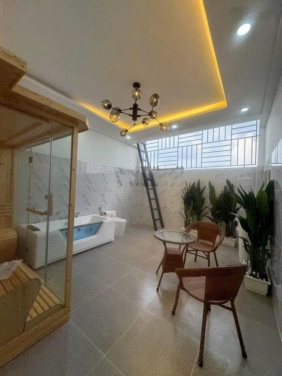 Nhà hẻm Trường Chinh, Tân Thới Nhất, DT: 4x18, trệt, lửng, 3 lầu