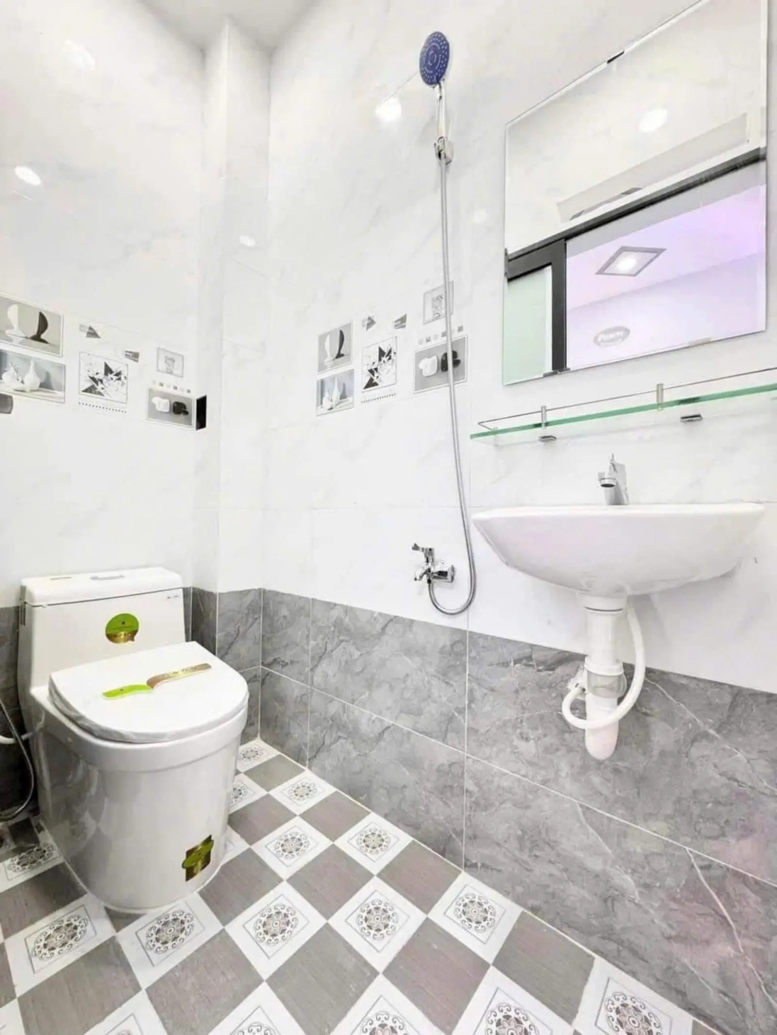 Chủ bán nhà giá ngộp ở Trịnh Như khuê, Bình Chánh 1TR 1L giá 3,2 tỷ. SHR pháp lí rõ ràng vị trí đẹp