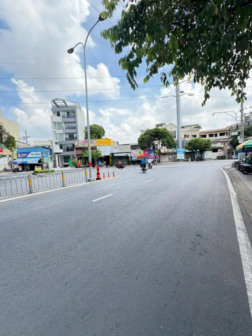 Bán gấp nhà MT Minh Phụng P. 9, Quận 11, chỉ 13 tỷ, TL