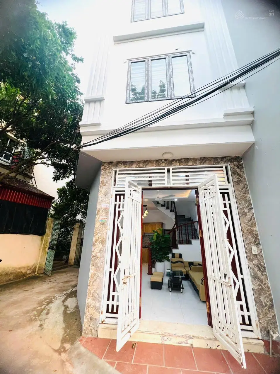NHỈNH 2 TỶ CÓ NHÀ YÊN NGHĨA 32M2.4 TẦNG.LÔ GÓC ĐẸP, NGÕ RỘNG THÔNG THOÁNG, FULL NỘI THẤT ĐẾN Ở LUÔN