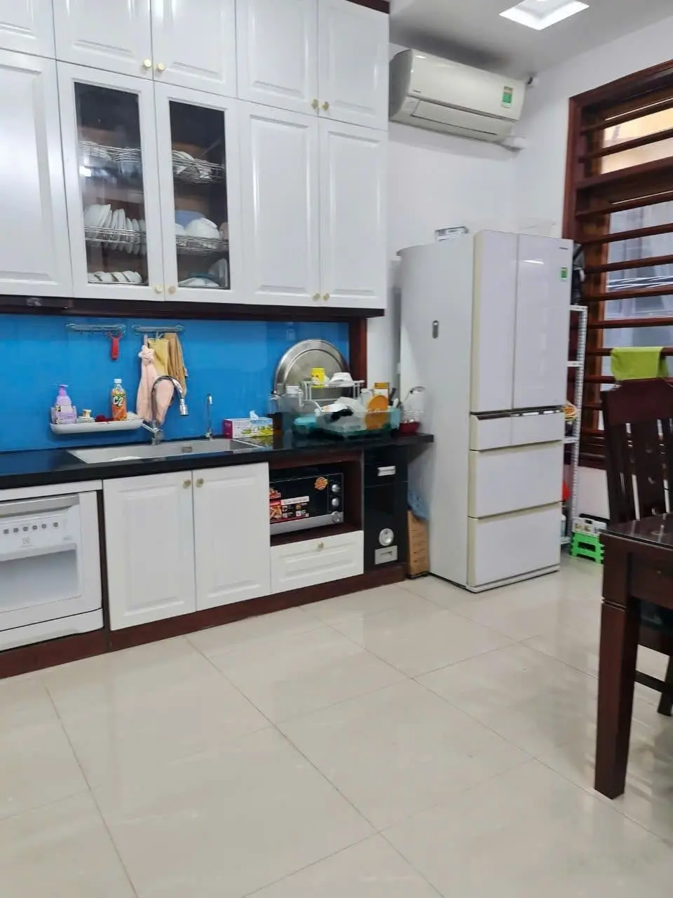 Nhà phân lô oto vào nhà - phố tân mai - gần hồ đền lừ - không gian thoáng đãng - 12,7 tỷ - 50m2