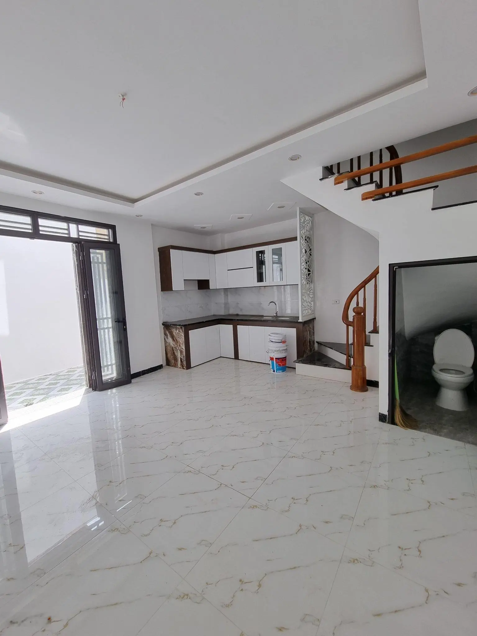 Bán nhà tổ 4 Phú Lương 30mx5t ô tô đỗ gần đường trước nhà rộng, thoáng mát giá chỉ 4,99 tỷ